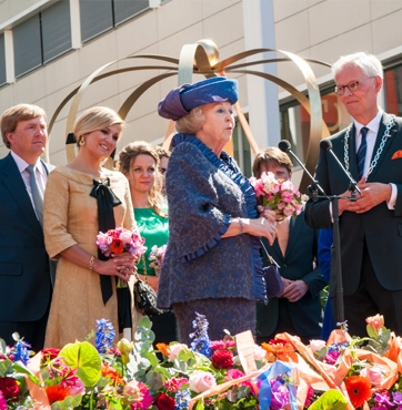 Bloemen en boeketten Koninginnedag Veenendaal 2012